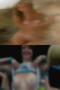 AL posing fuck nude.